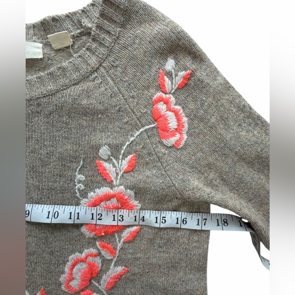 Anthropologie Sleeping on Snow Embroidered Ranunculus Tunic Sweater Size Small - Picture 6 of 9